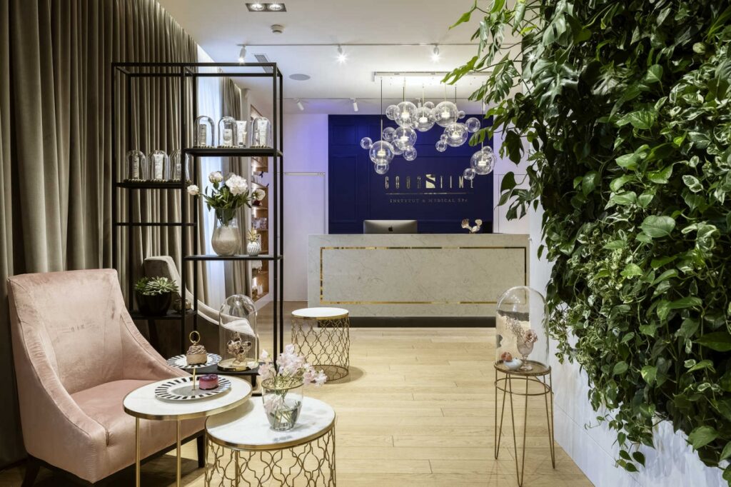 Ogród Wertykalny z żywych roślin w Good Time Day Spa