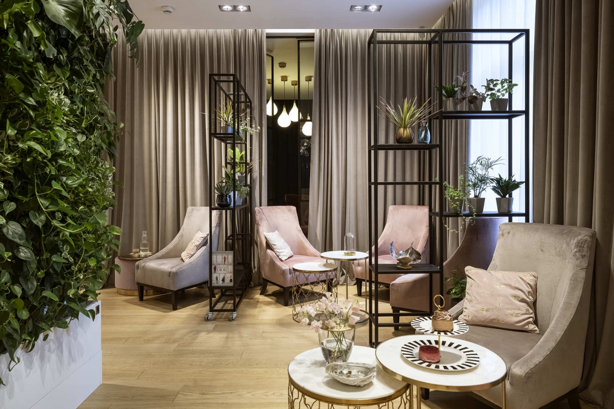 Ogród Wertykalny z żywych roślin w Good Time Day Spa