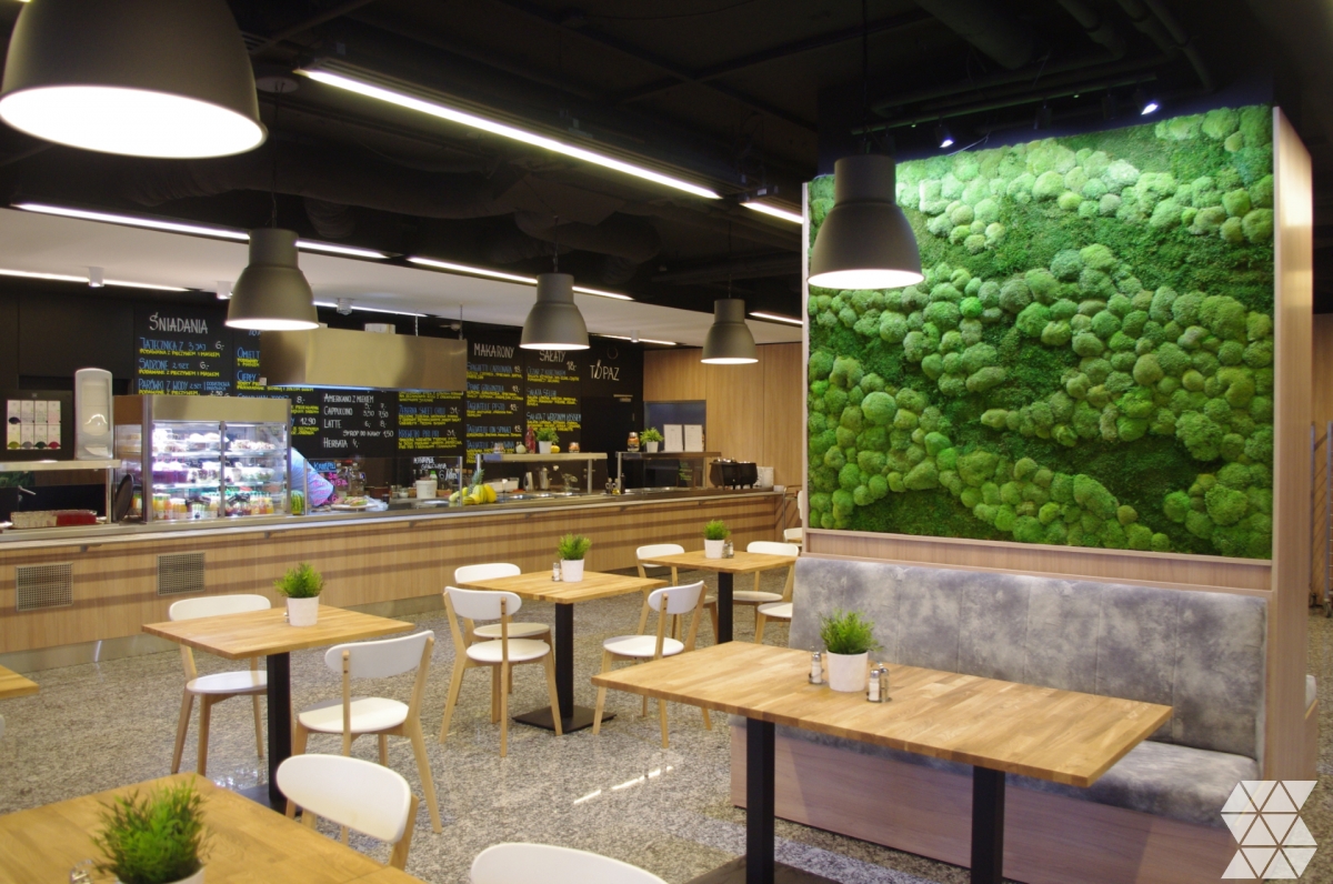 Ściany z mchu stabilizowanego - Topaz Lunch & Coffee